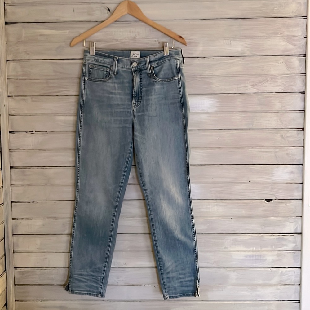 JCrew straight legged jeans. No tags never worn smoke and pet free home